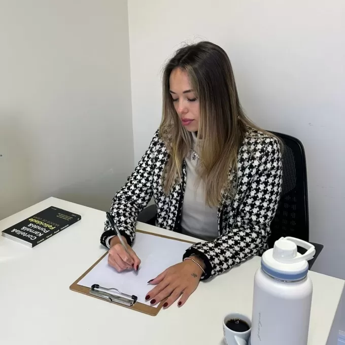 Georgia Perciballi - Psicóloga presencial e online - Como te Ajudo  